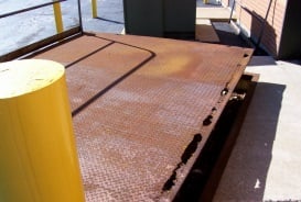 Rust and oxidation in dock scissor lift NYC NJ